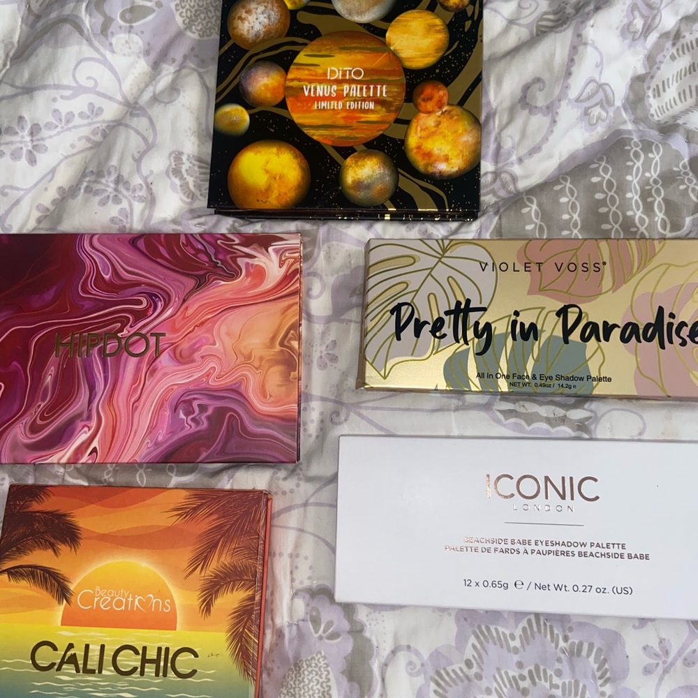 MAKEUP BUNDLE ALL FOR 50